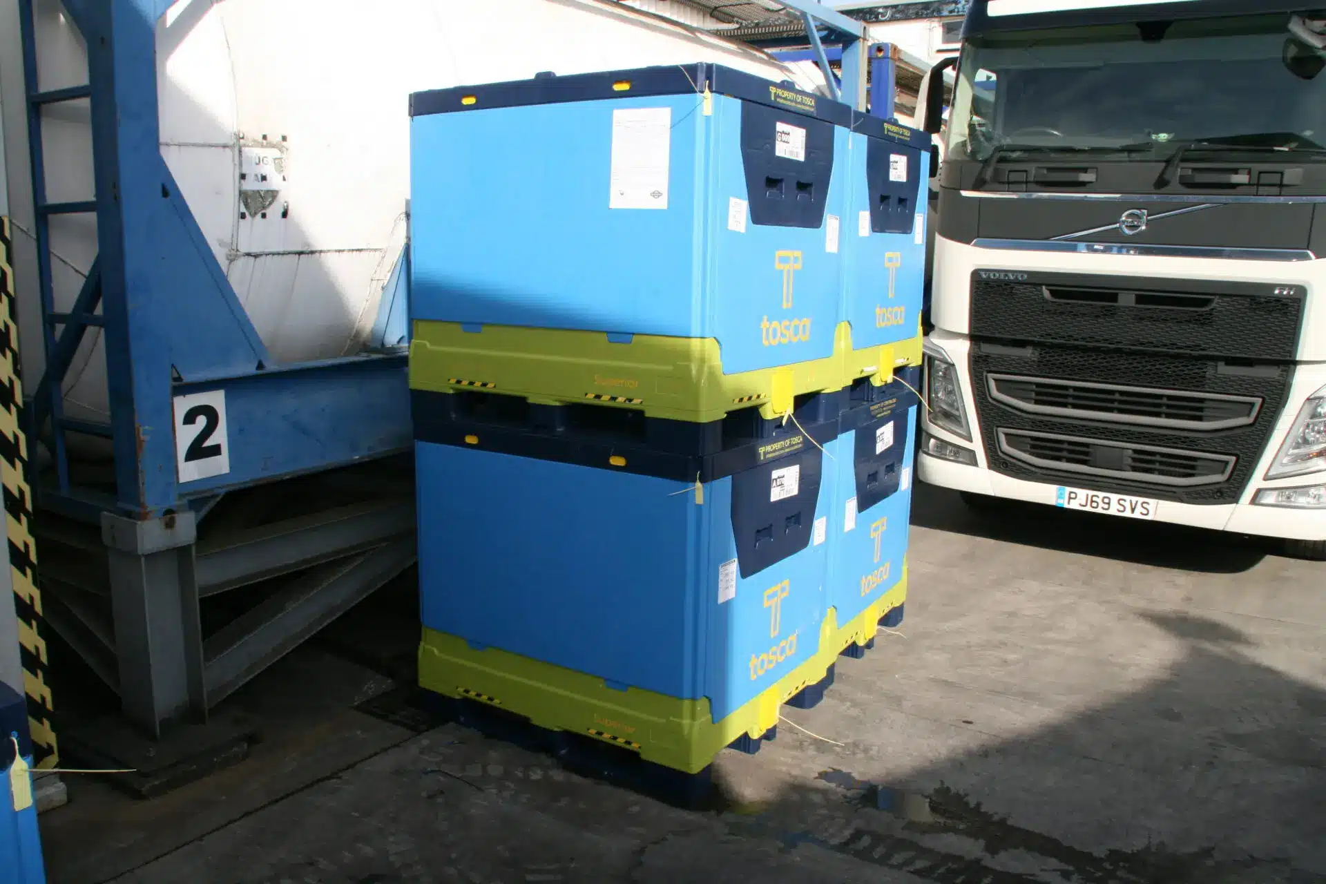 Tosca bulk bins being used by Simpsons Beverages